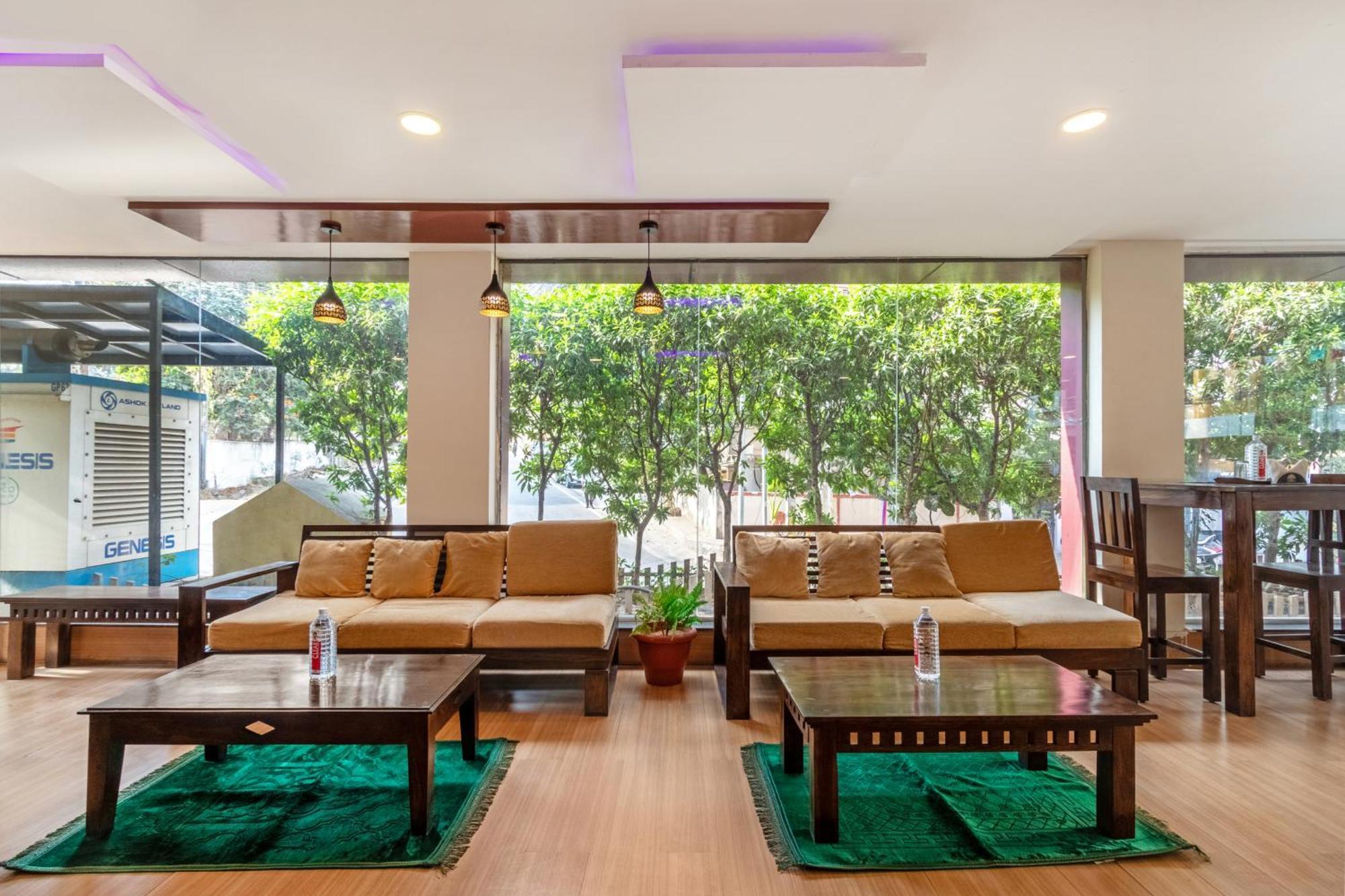 Treebo Purple Square Hotel Hyderabad Ngoại thất bức ảnh